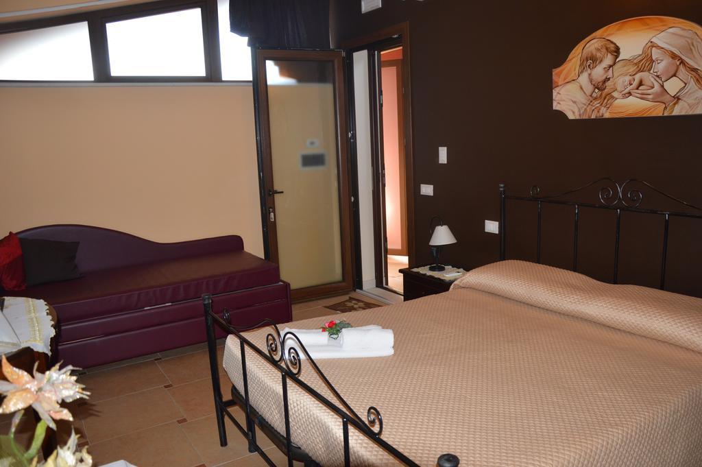 Il Quadrifoglio Bed and Breakfast Τράπανι Εξωτερικό φωτογραφία